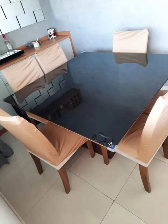 Mesa de jantar quadrada com 8 lugares 140x140cm