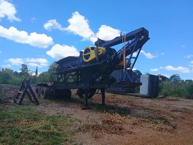 Picador Móvel Bruno Industrial