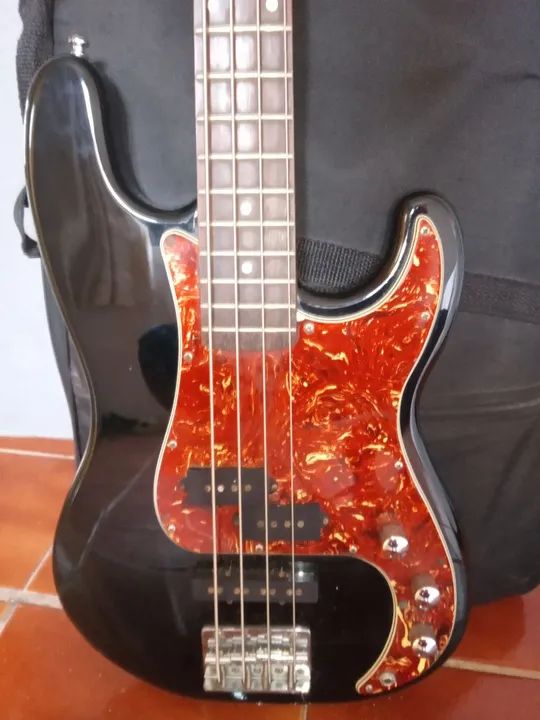 Baixo Elétrico - Excelente Estado! - Foto 3