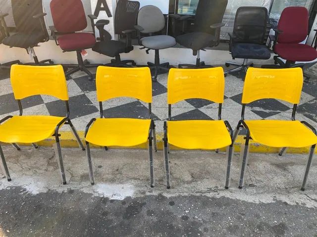 Cadeira nova amarela 