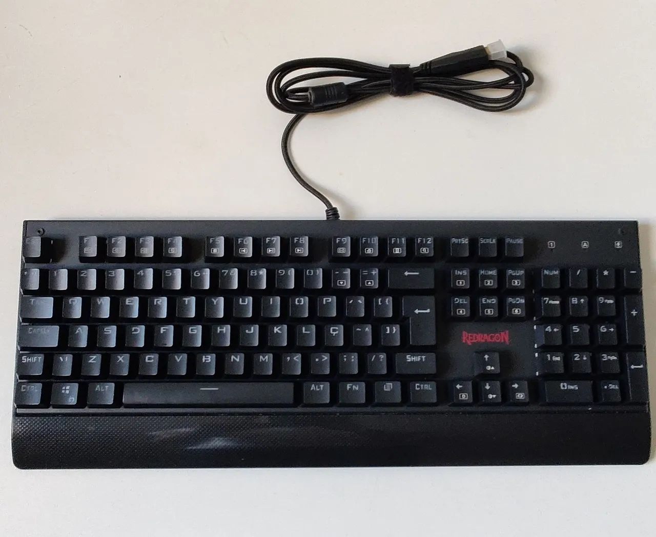 Teclado Gamer com Switch Mecânico Redragon KALA (K557) ABNT2 Revisão DIY - Switch Brown - Foto 3