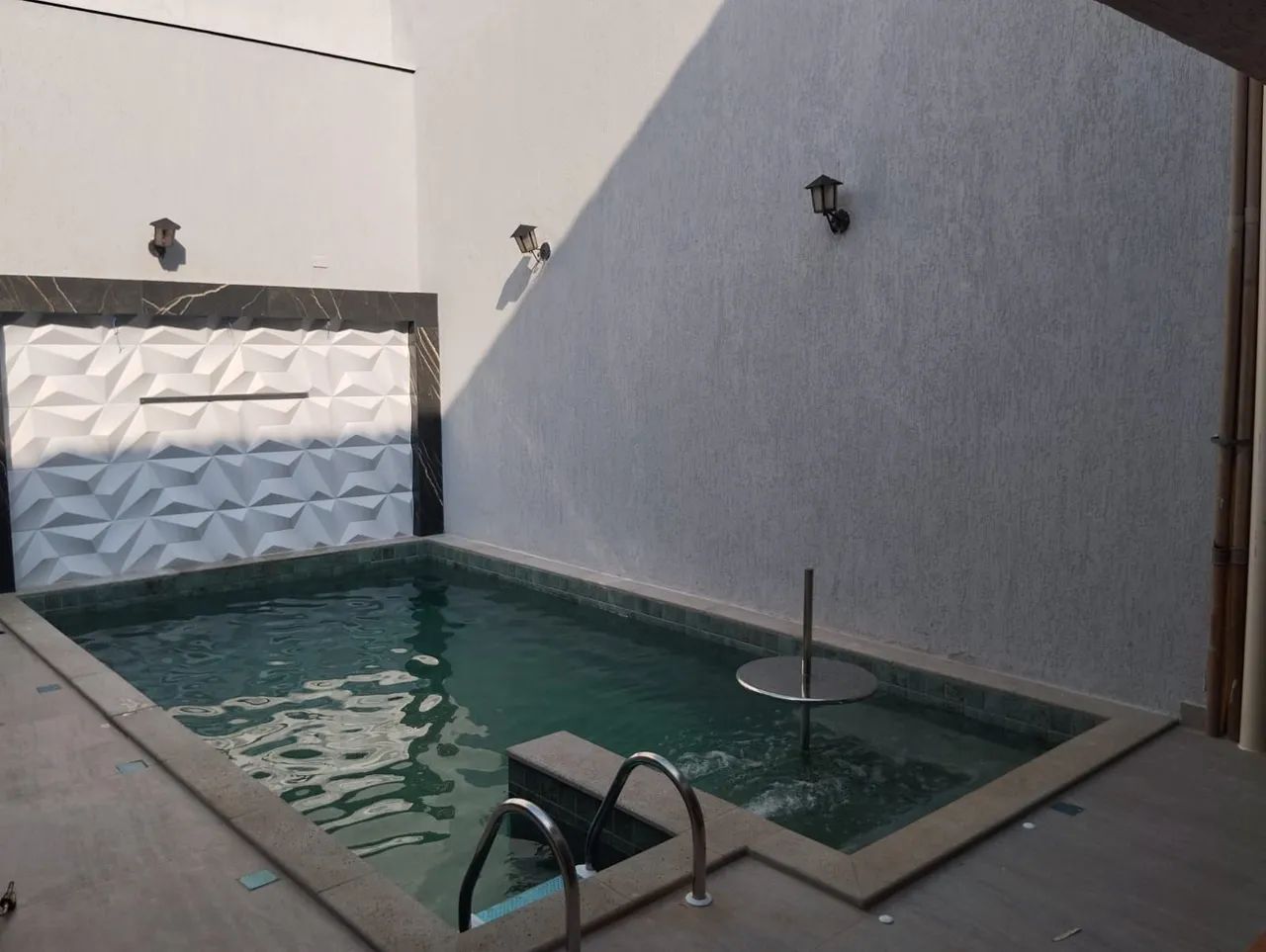 Piscina com Cascata e Hidromassagem - Foto 3