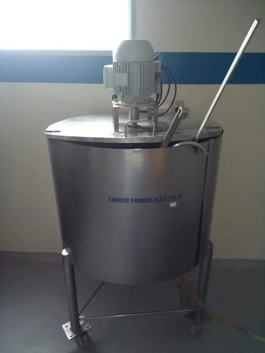 Tanque De Inox P/ Formulação 250 Litros C/ Agitador