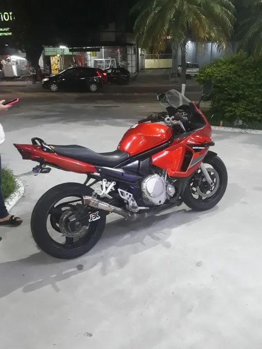 Suzuki GSX 650 e tenere 250 - Foto 2