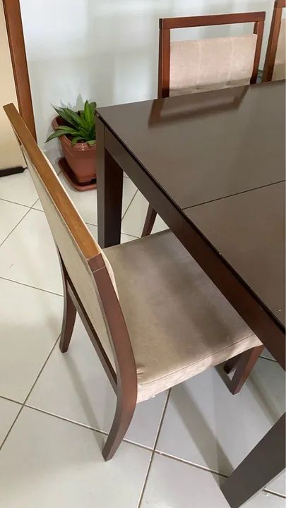 Game with table and 6 solid wood chairs64341728066563121