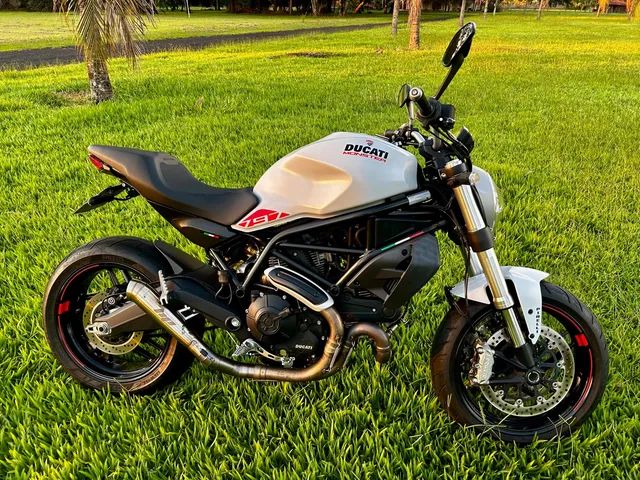 Ducati monster 797 clearance custom