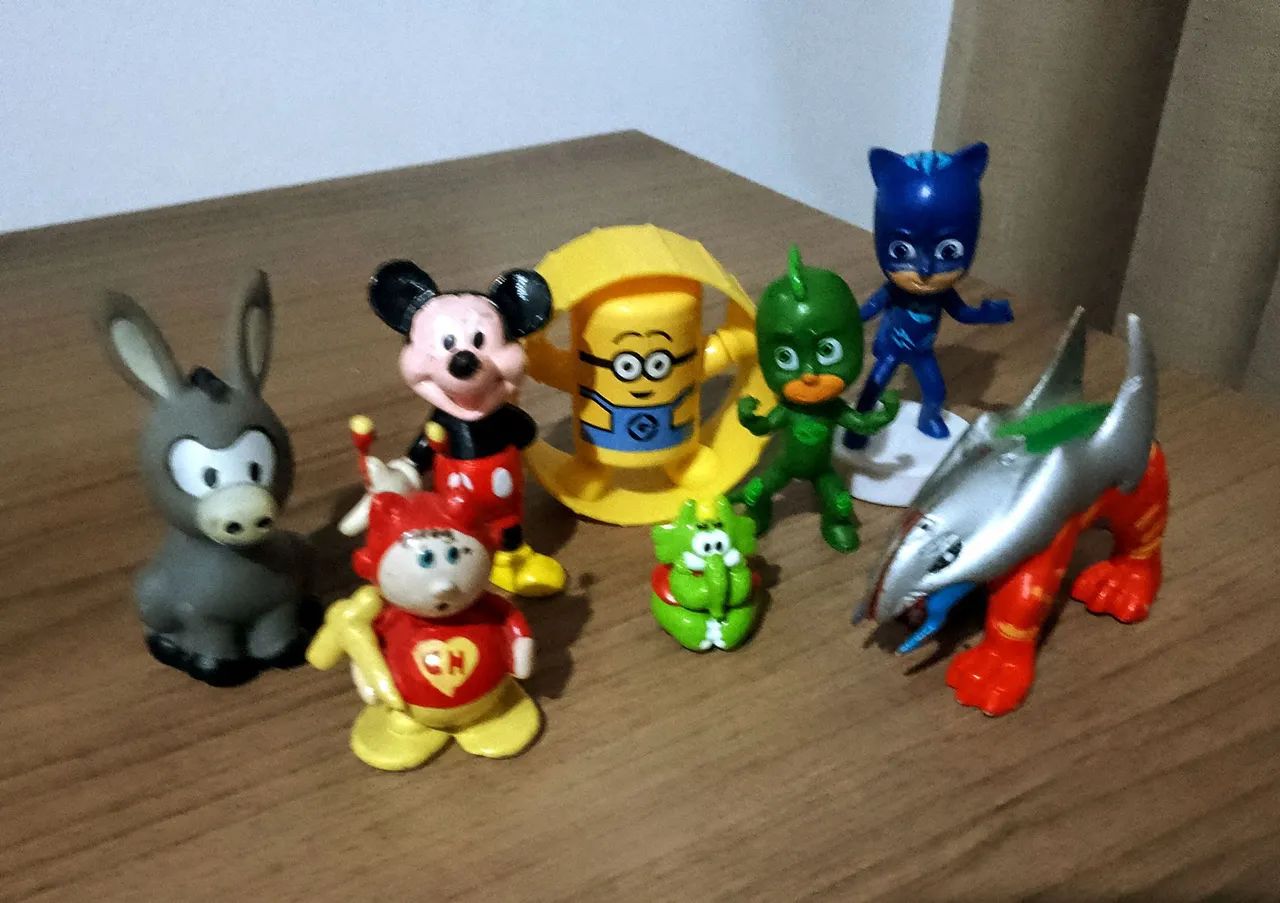 Lote 8 brinquedos miniatura - Foto 2