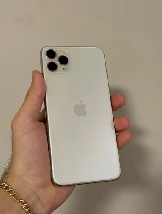 IPhone 11 Pro max - 256GB Silver - Celulares e Smartphones - Plano