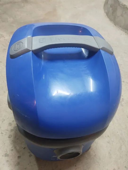 Aspirador de pó e água Electrolux - Foto 3
