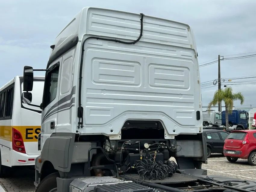 Mercedes-Benz Axor 2536 6x2. - Foto 6