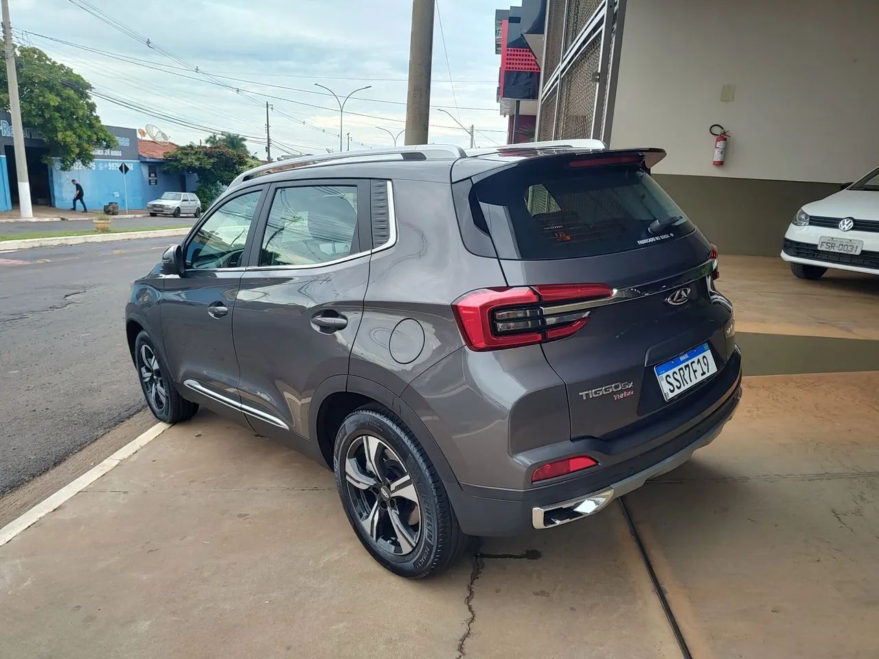 TIGO 5X SPORT COM APENAS 13.000KM, EM ESTADO DE NOVO - Foto 5