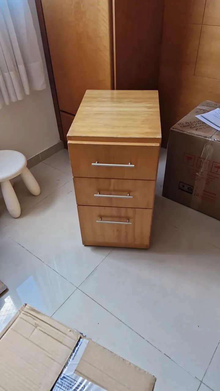 Criado mudo