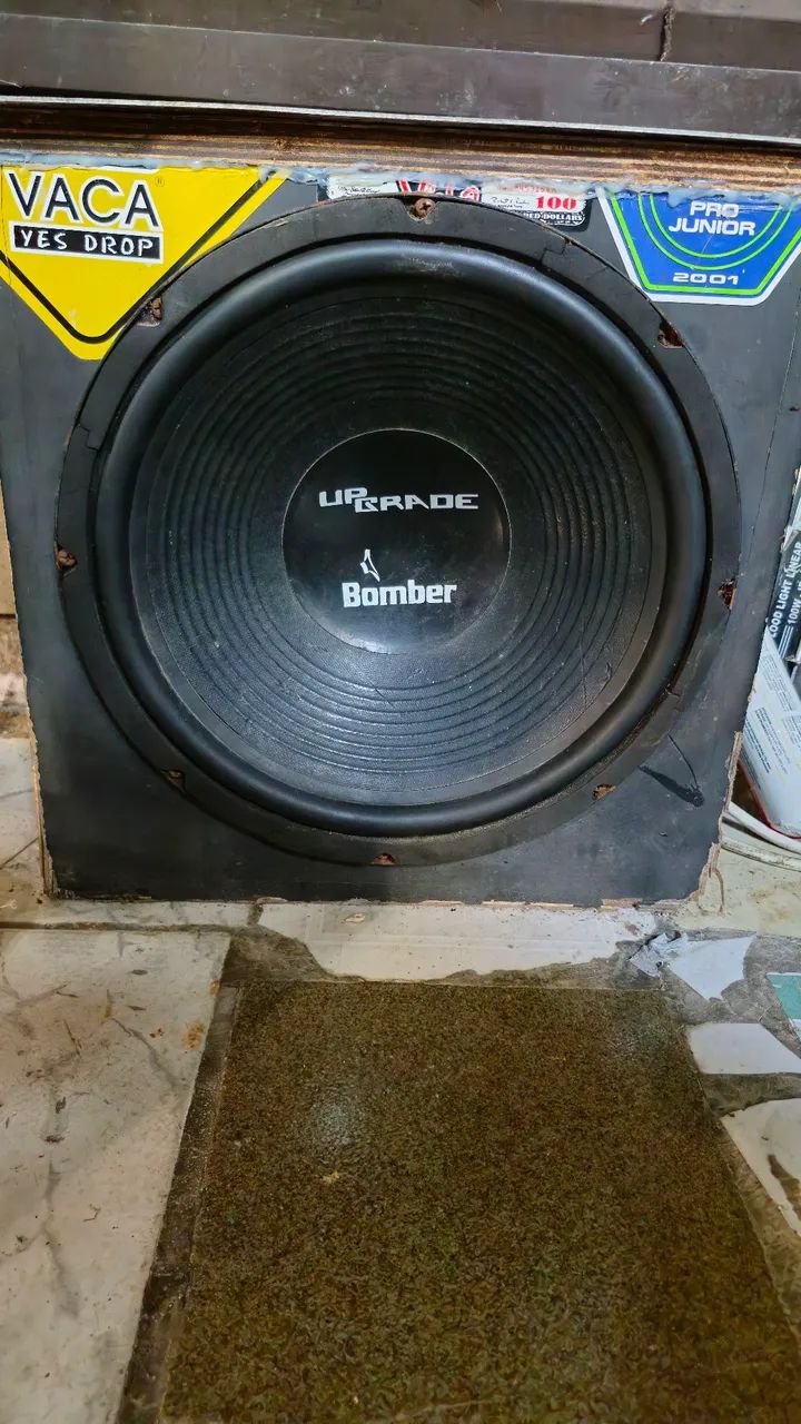 Bomber de 12° vendo ou troco .