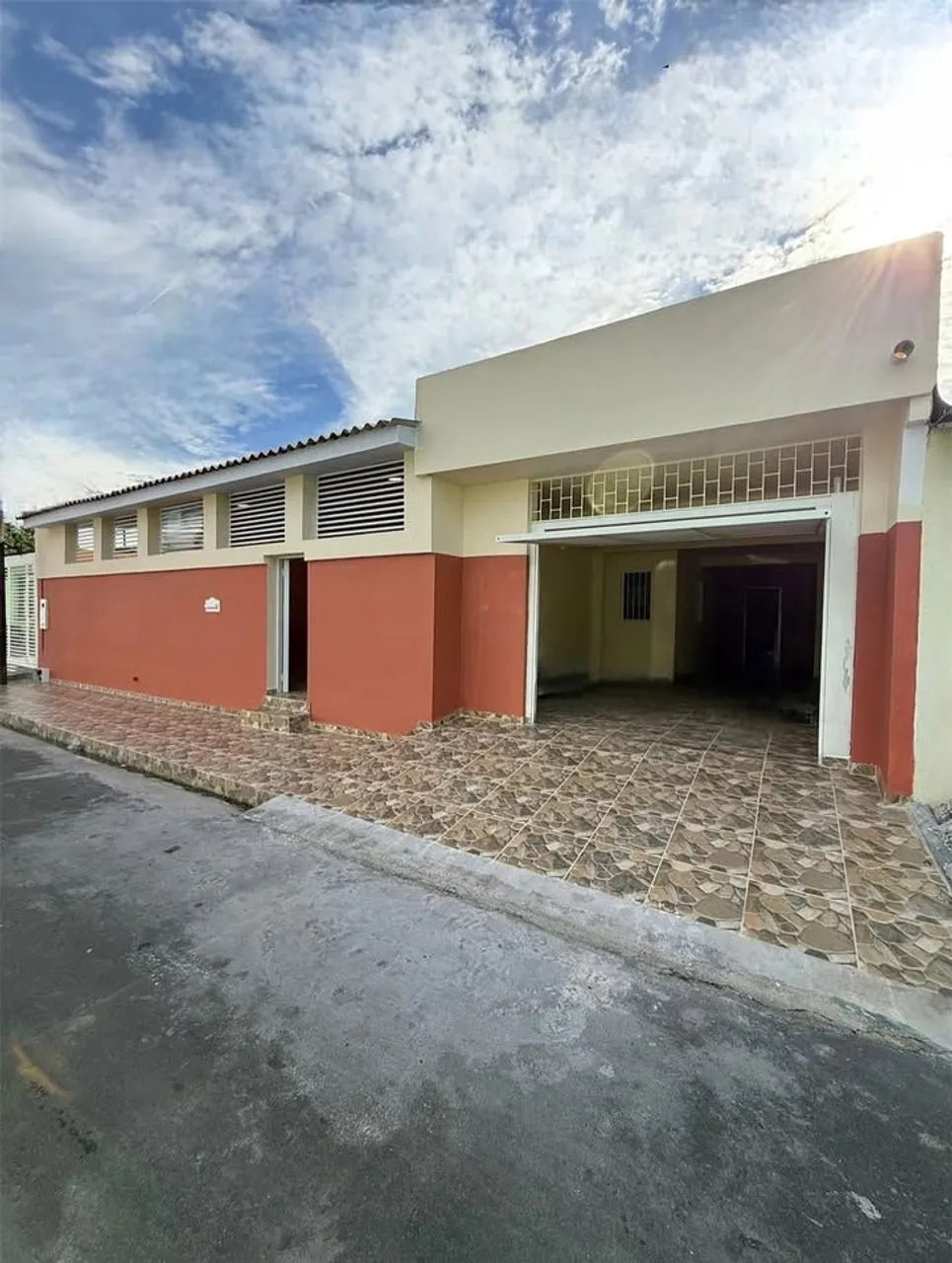 Casa a venda na QR 01 Candangolândia DF