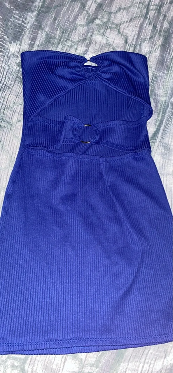 Vestido Azul Royal com Recortes - Perfeito pro Look Poderosa! Tamanho: Veste 36(P)