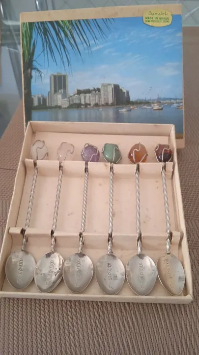 Conjunto vintage de 6 colheres de chá com pedras