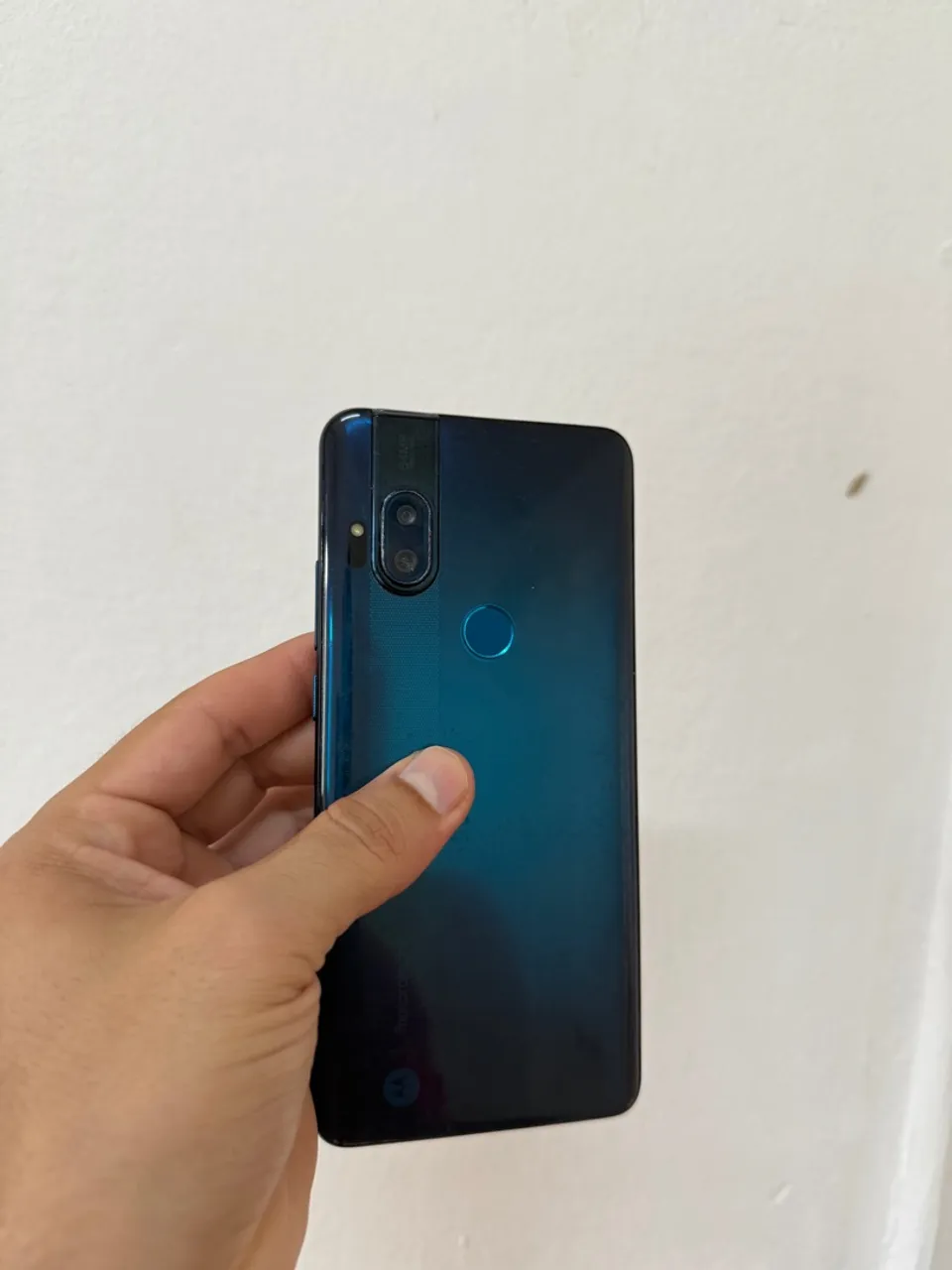Motorola one hyper