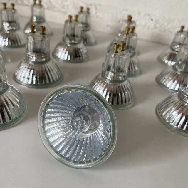 025 15 unidades Lâmpada halógena dicróica halopar Osram original 50W 220v dimerizável Gu10 - Foto 3