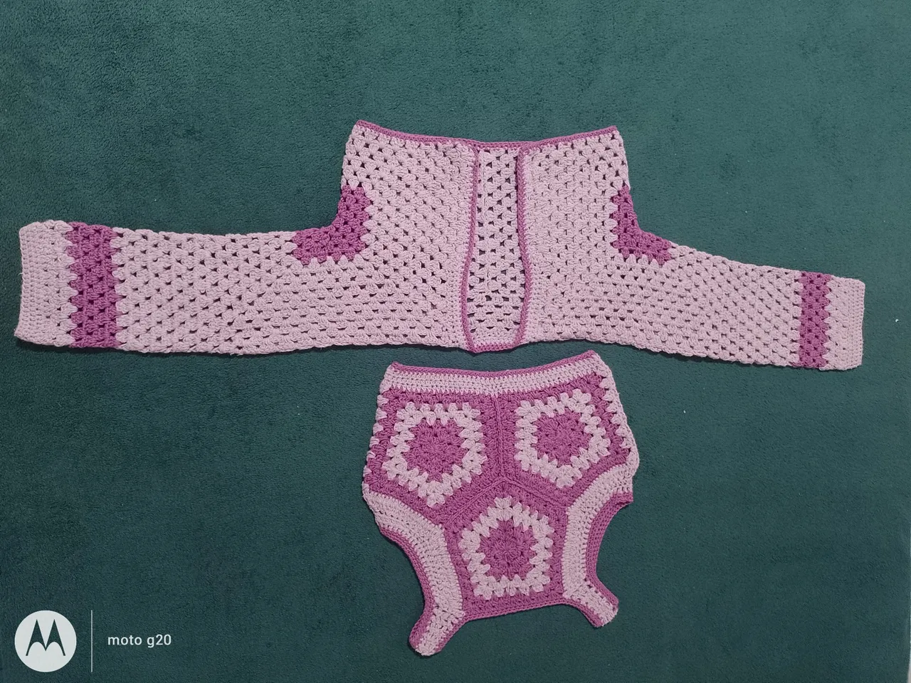 Conjunto de crochê adulto rosa e roxo tamanho P