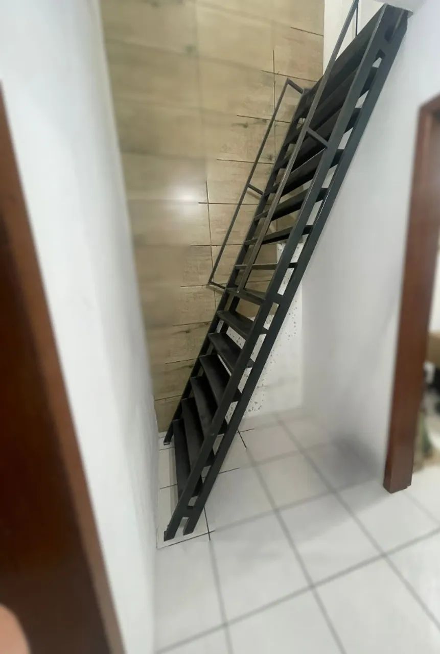 Straight Metal Staircase 90×3.15 m – Robust, Ready for Mezzanine / Access (Fair Price)
