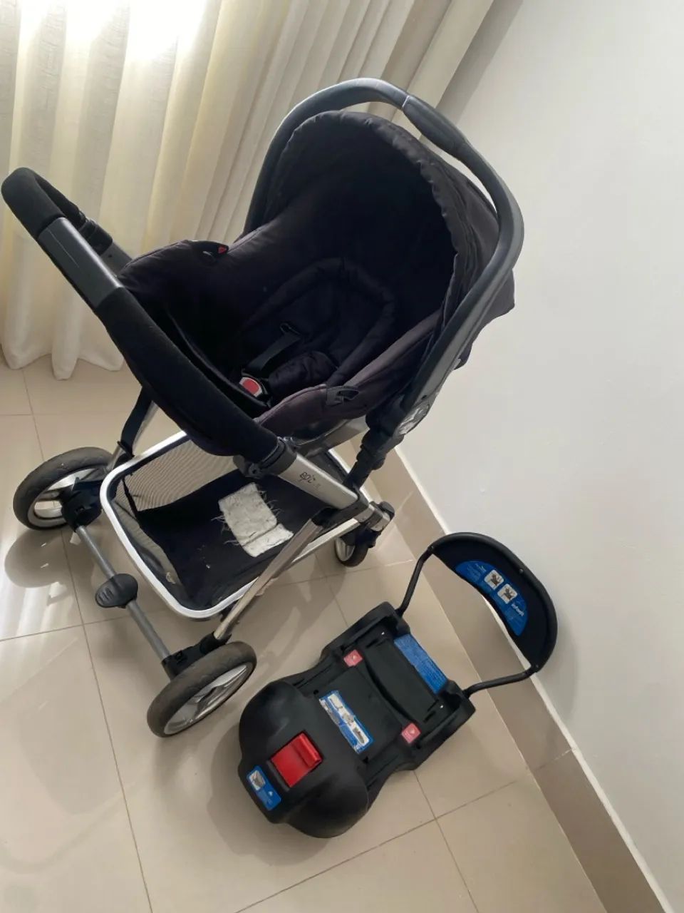 Carrinho de bebê epic lite infanti 3 em 1  - Foto 4