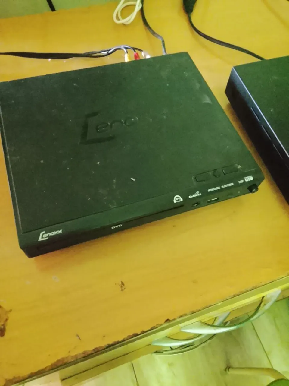 Vendo DVD sem controle bom