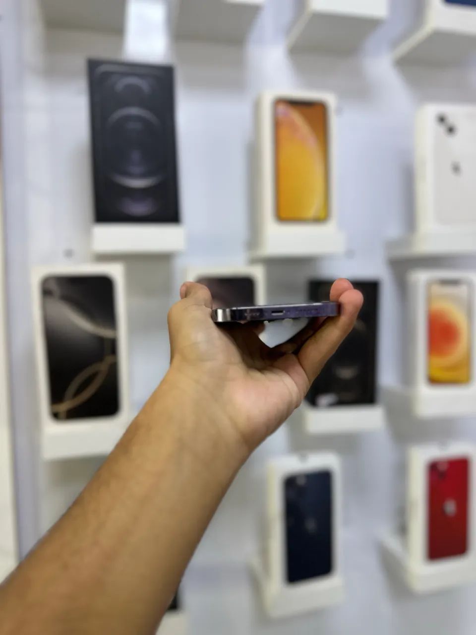 IPHONE 14 PRO MAX 128 GB ROXO  - Foto 5
