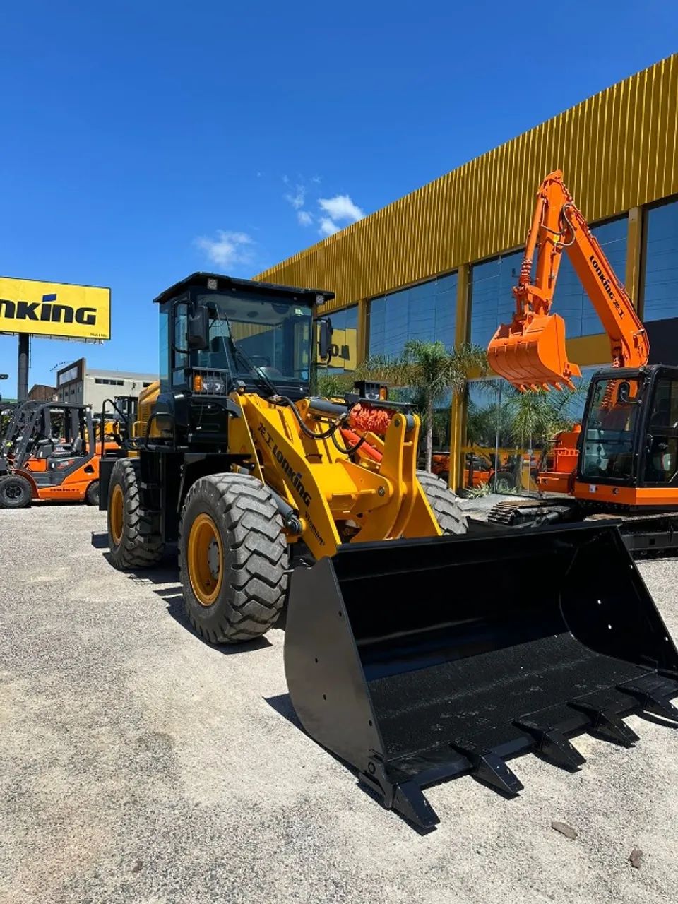 PÁ CARREGADEIRA LONKING | CDM835 | A PRONTRA ENTREGA