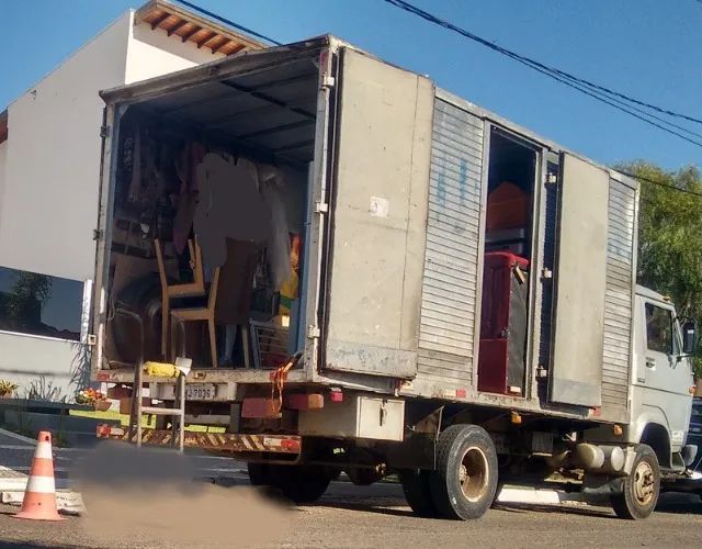 Caminhão 3/4 bau p/ Fretes , Mudanças & Carretos c/ Super preço - Foto 3