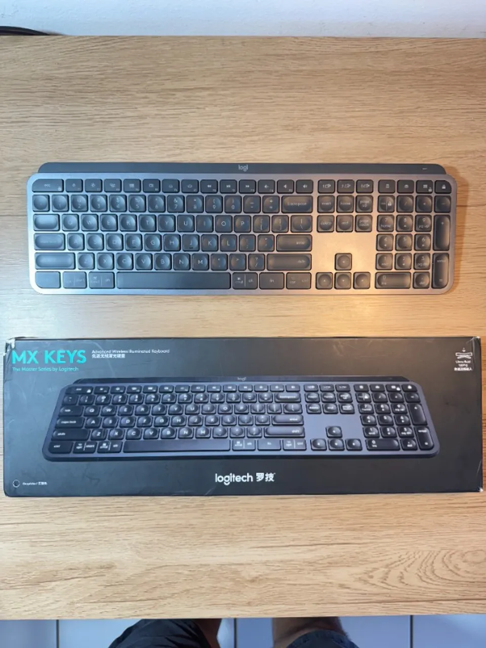 Teclado MX Keys Logitech