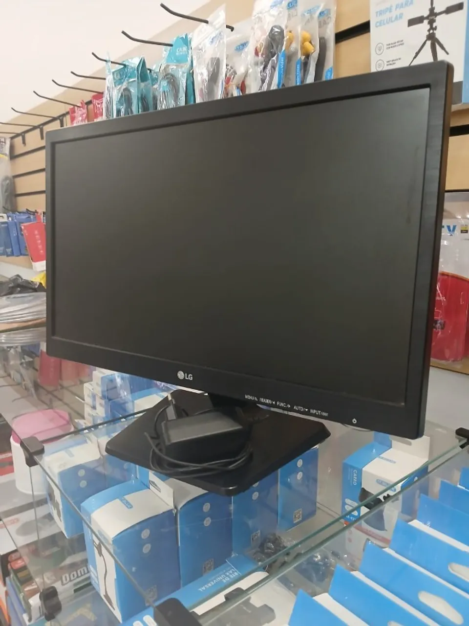Monitor LG 19,5" Flatrom 20M37AA-B LED PC CPU