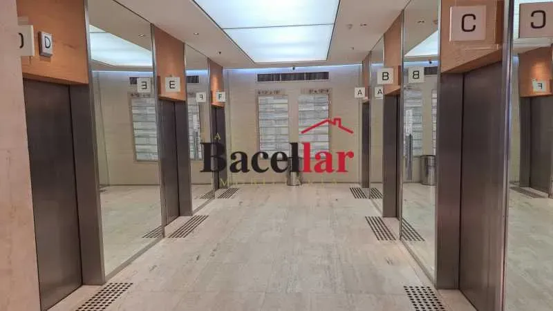 Salas Comerciais de Luxo