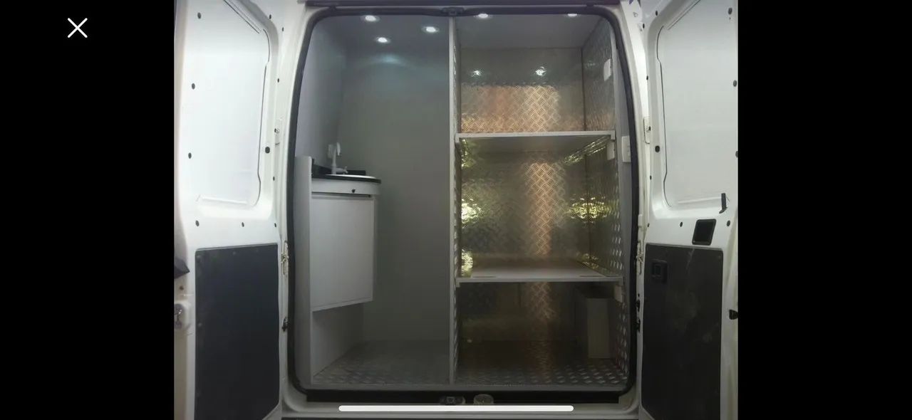 Adaptação de veículos de trabalho furgoes e camionetes  - Foto 5