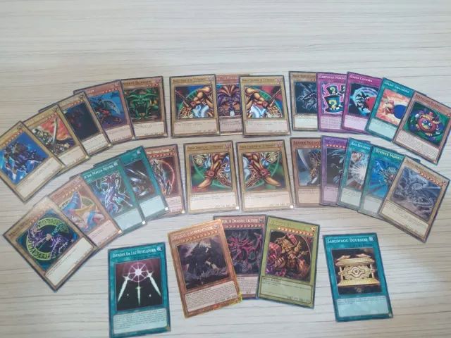 Lote de 900 cards Yu-Gi-Oh! Original Konami TCG 