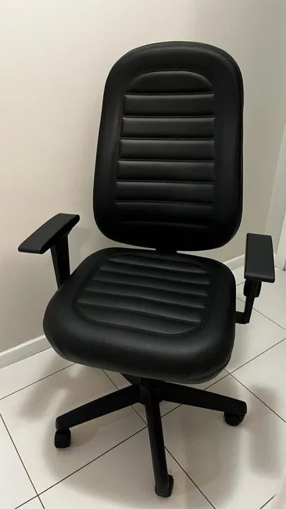 Cadeira Presidente Escritório - Cavaletti 6001 - Estado de nova - Foto 5