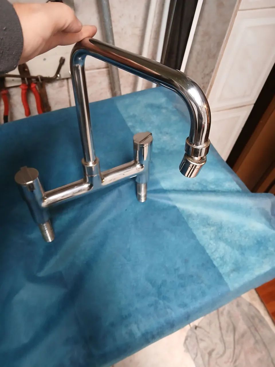 Torneira de cozinha em aço - Foto 3