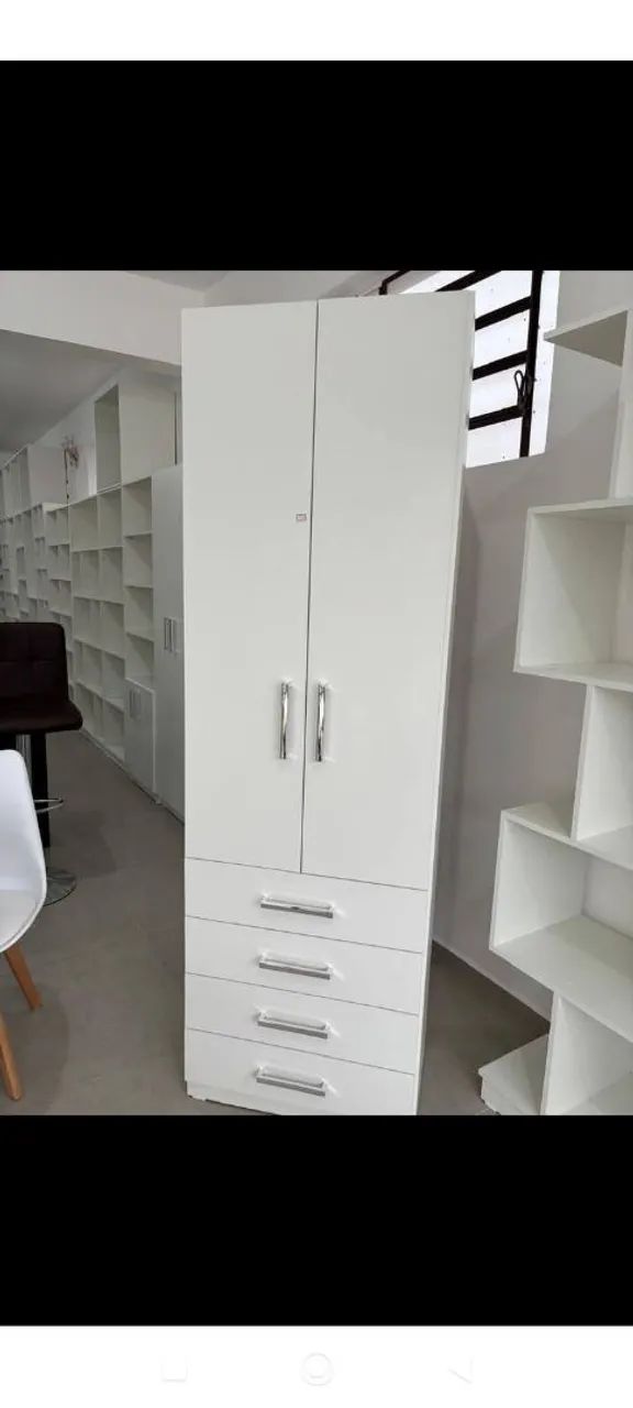 Armário Branco 2 Portas e 4 Gavetas