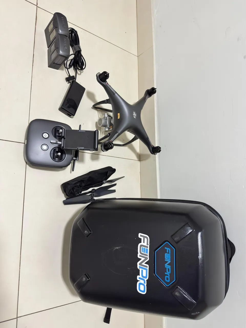 Drone DJI Phantom 4 pro obisidian super novo - Foto 2