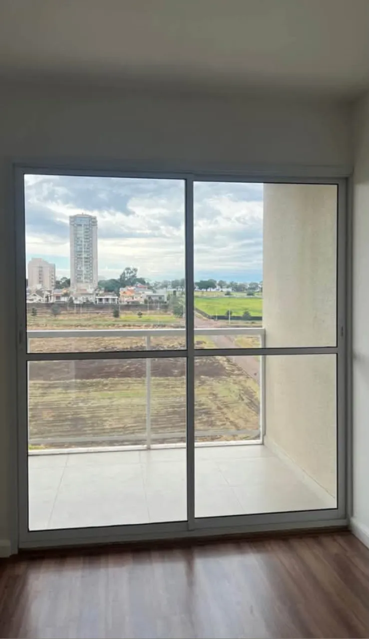 Porta de correr de alumínio com vidro