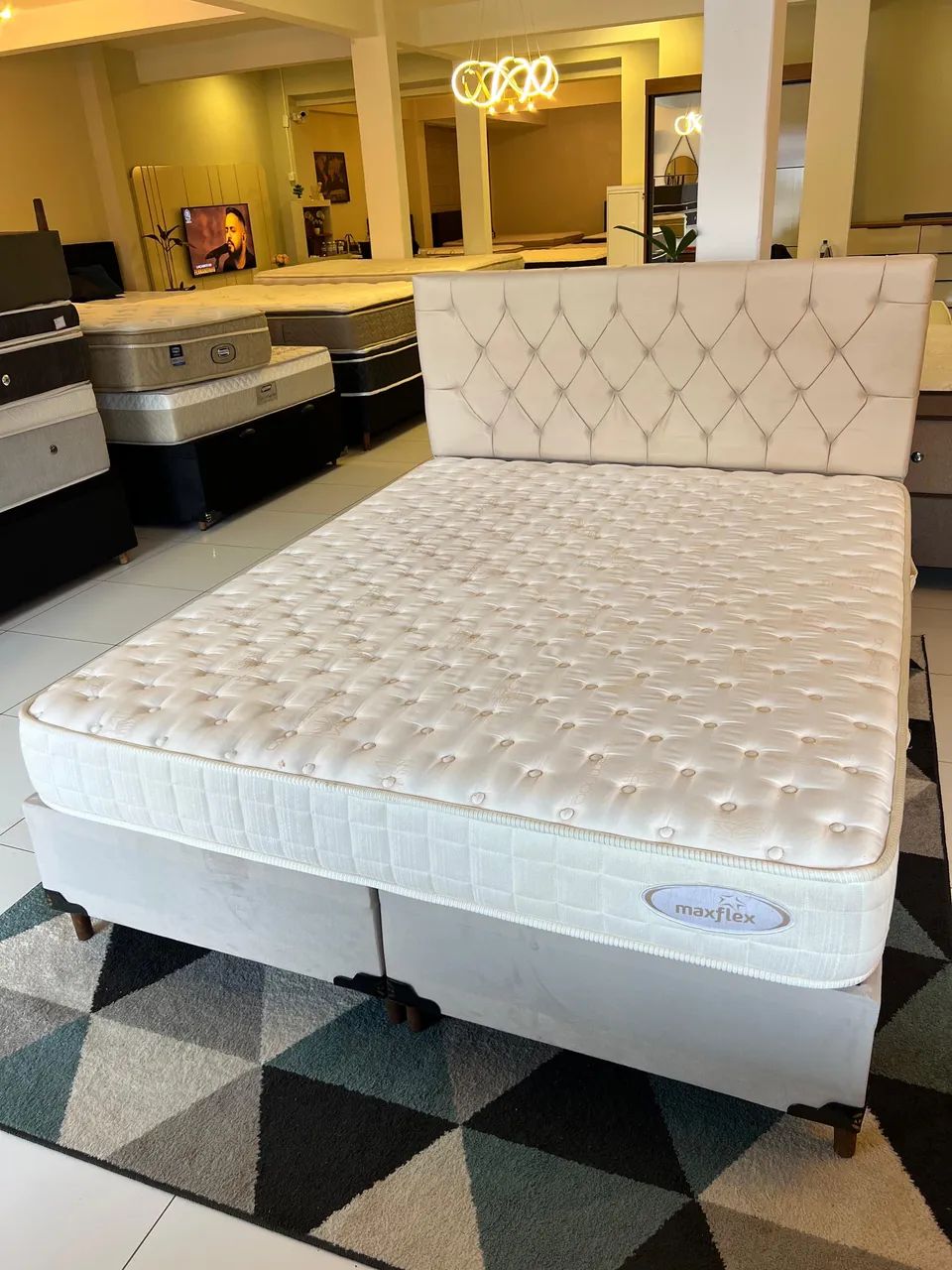Colchão QUEEN MAXFLEX + BASE E CABECEIRA  - Foto 4