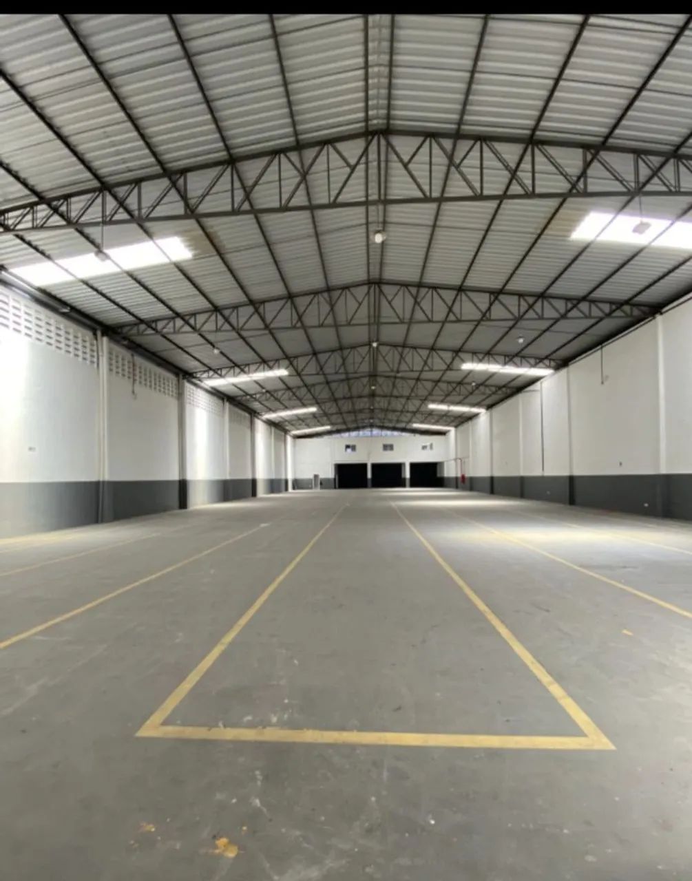 Galpão 1.500m2 com Habiti-se