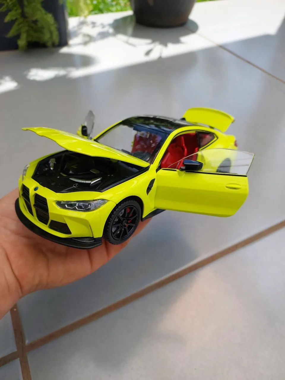 Bmw m4 realista 1:24 - Foto 2