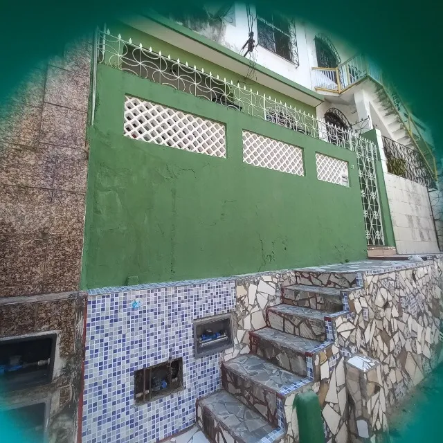 VENDO UMA EXCELENTE CASA TÉRREO - SALVADOR/BA