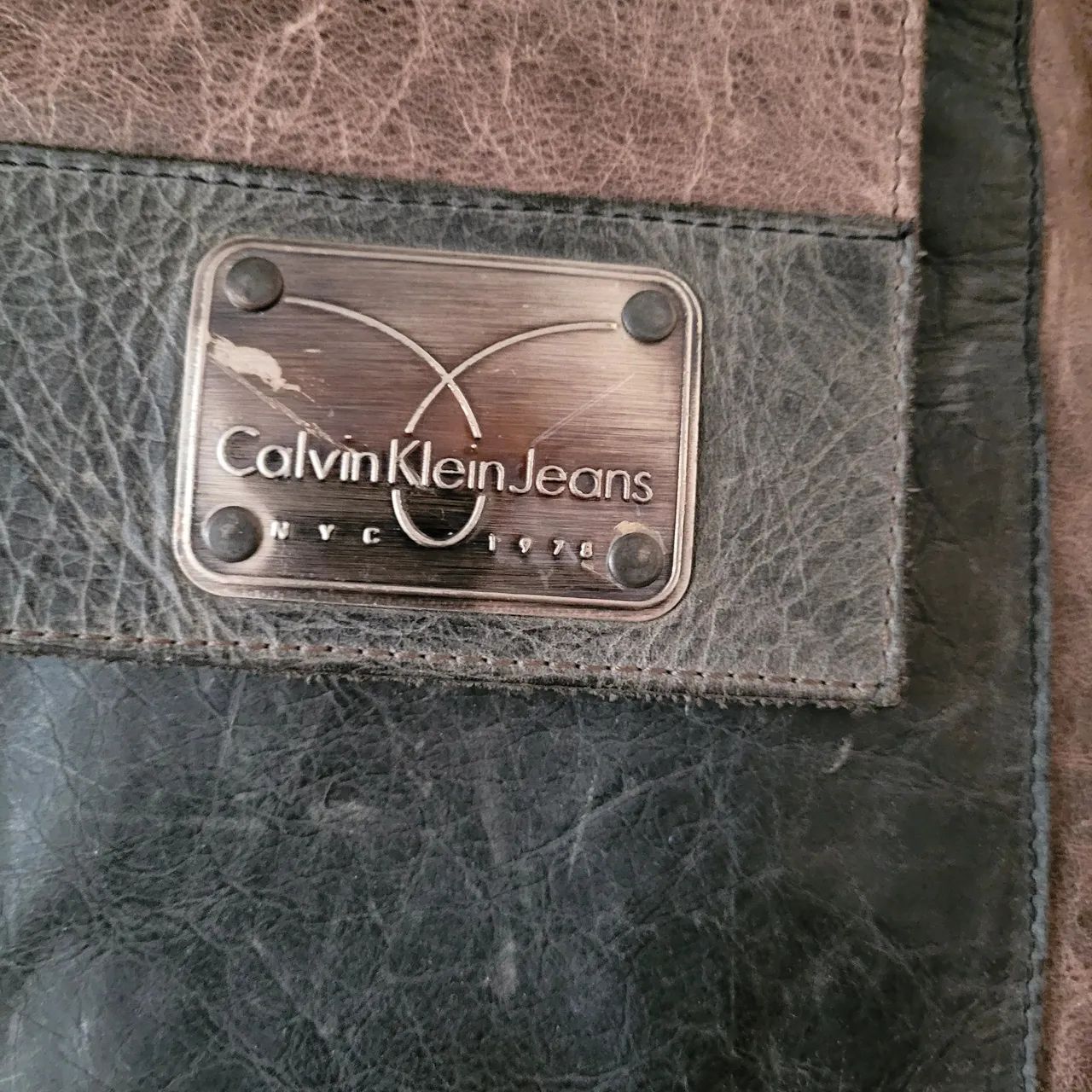 Bolsa carteiro Calvin Klein - Couro - Marrom - Foto 6