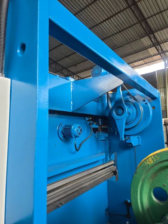 Dobradeira mecanica 3000x5mm - Foto 5