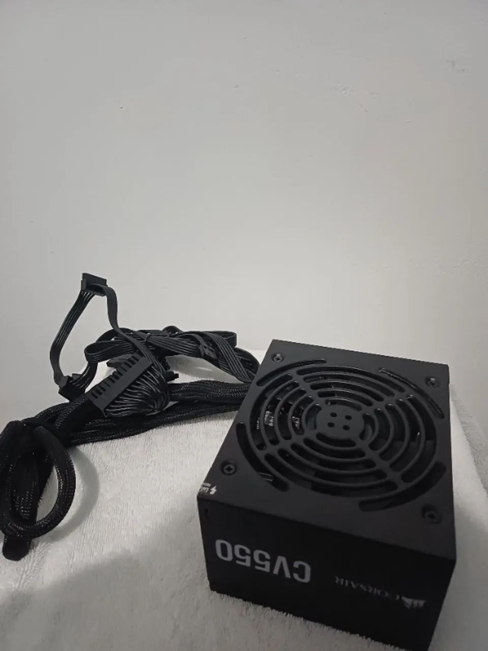 Fonte Corsair CV550 de 550W