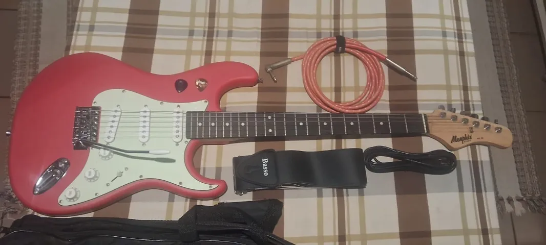 Guitarra Memphis by Tagima MG30 + Capa Bag + acessórios