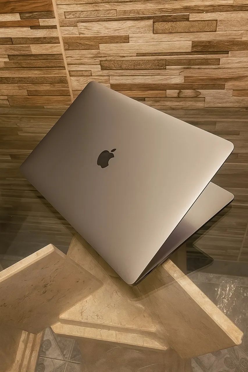 Macbook pro 2019, 16pol,i9,1TB/64GB (Até 12x) - Notebooks