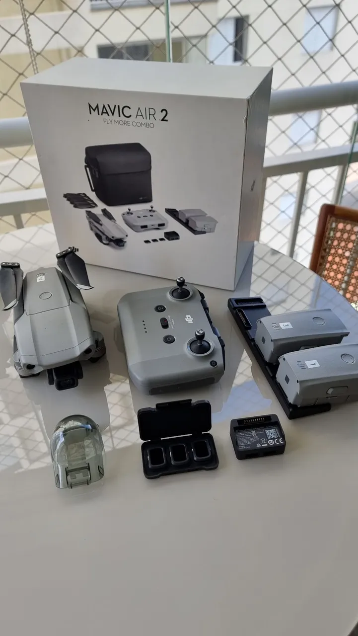 Mavic Air 2 Fly More Combo - DJI
