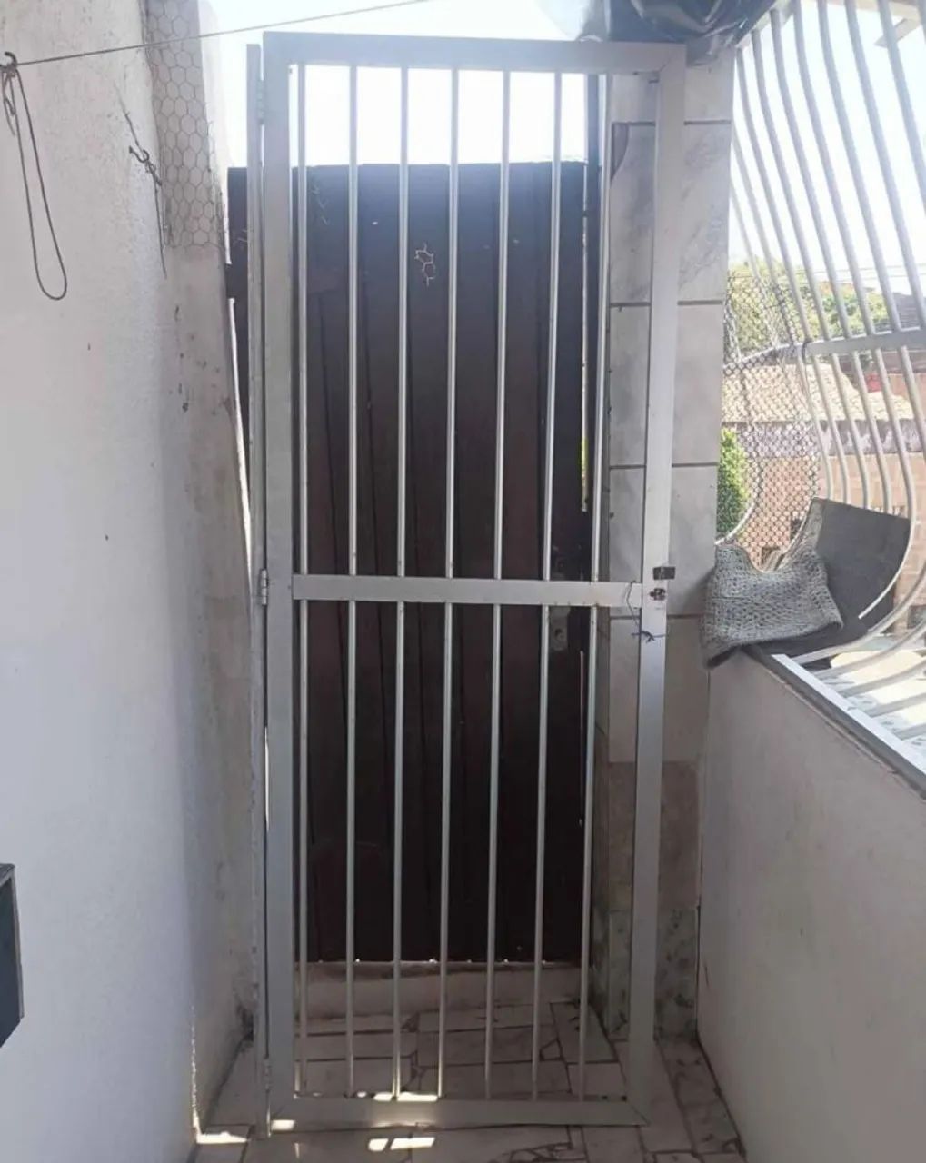 Aluminum Gate64840845242498121